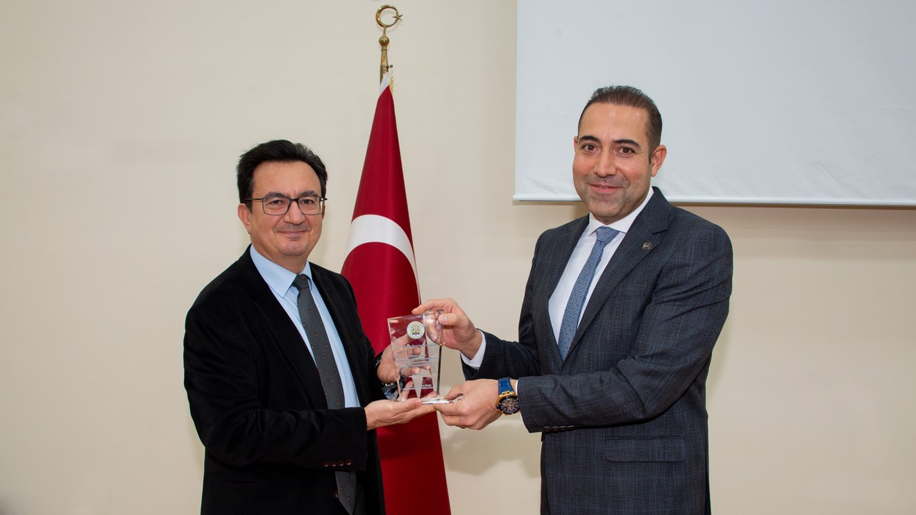 Selçuk Üniversitesinde hukukta ders çalışma yöntemleri anlatıldı